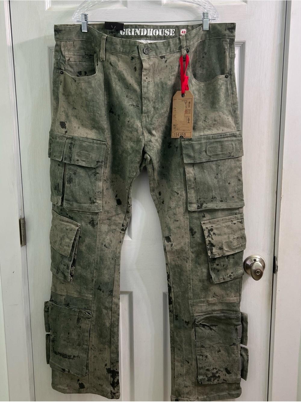 Grindhouse Men's Denim Cargo Pants Size 42 Solar Green Stacks Multi Pocket
